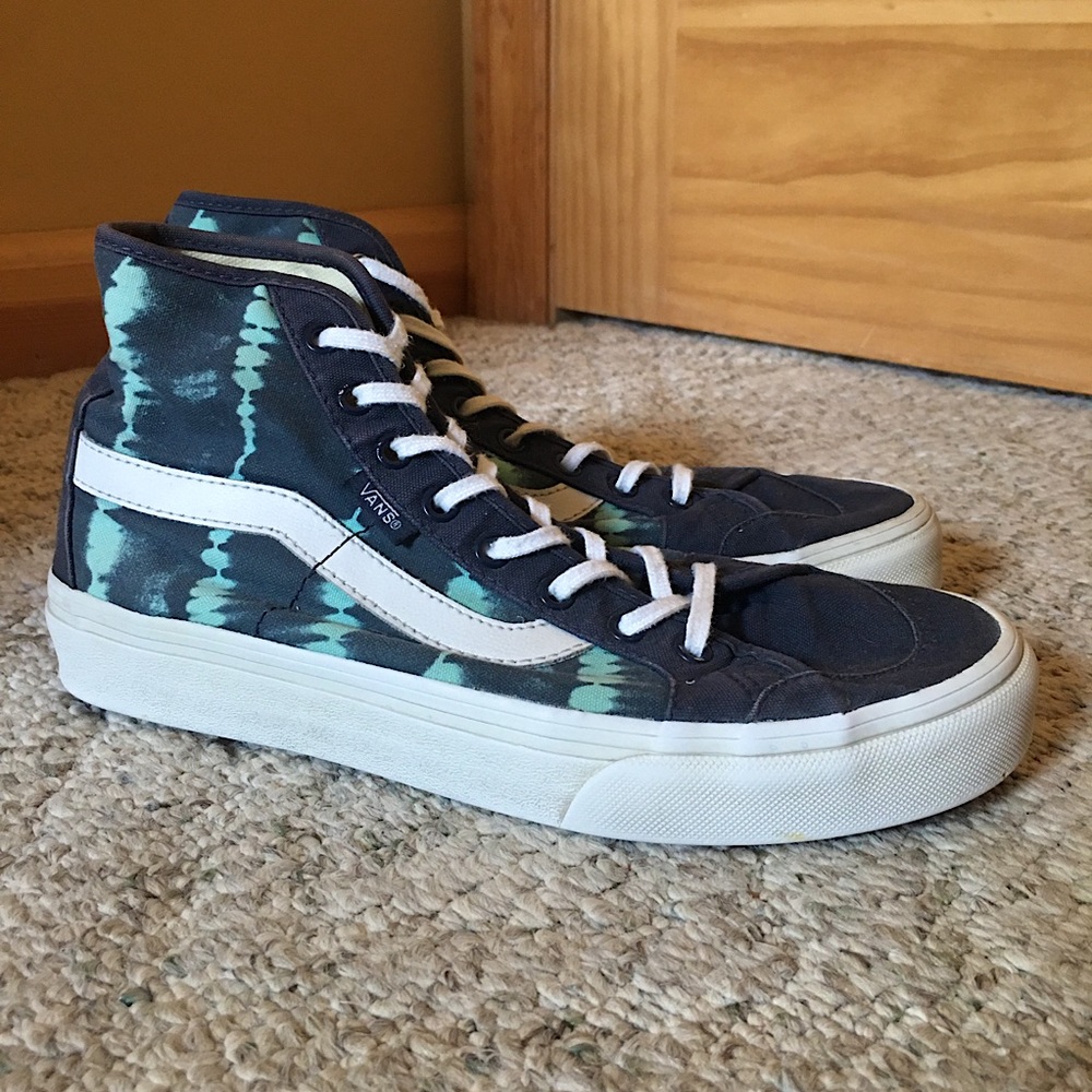 Vans Sk8-Hi ‘Leyla’ Blue Shoes
